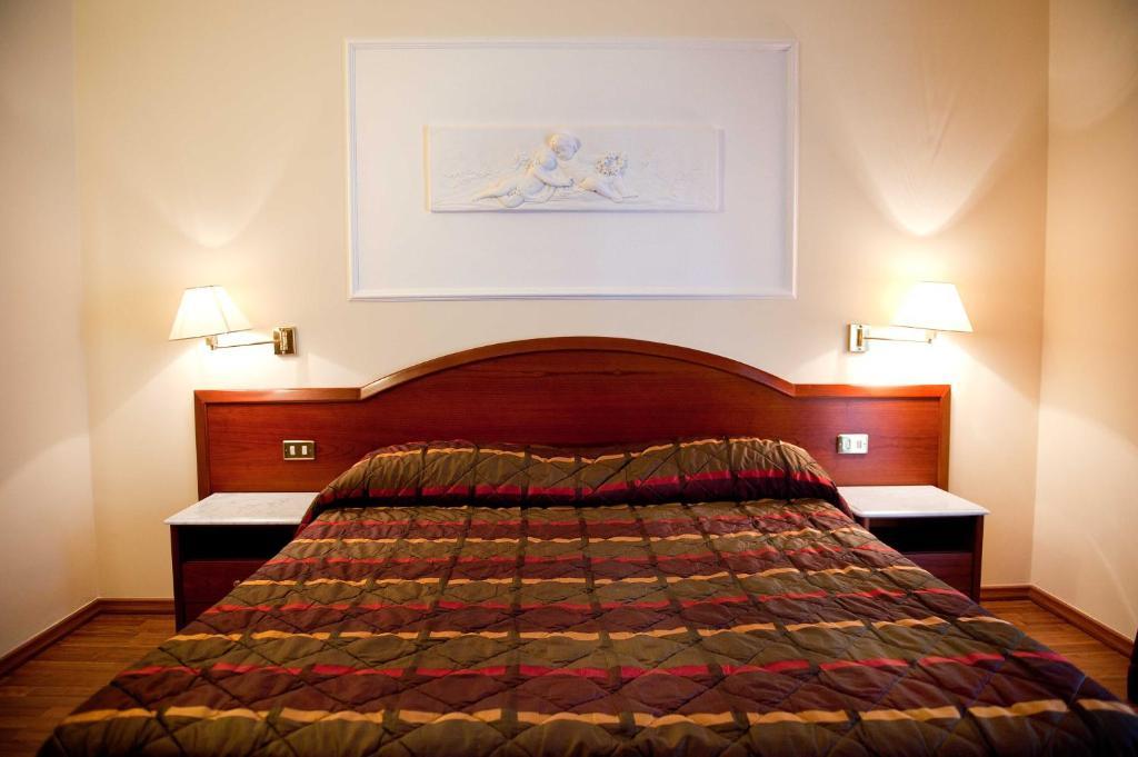 Hotel Benessere Villa Fiorita Colfiorito Exterior photo